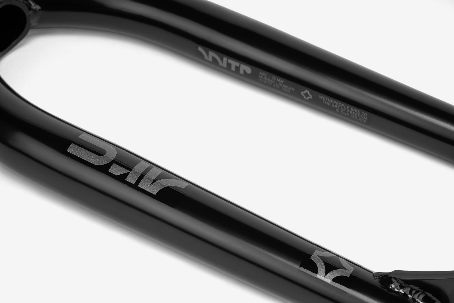 TIJERA WETHEPEOPLE ARC SIG. MURRAY LOUBSER