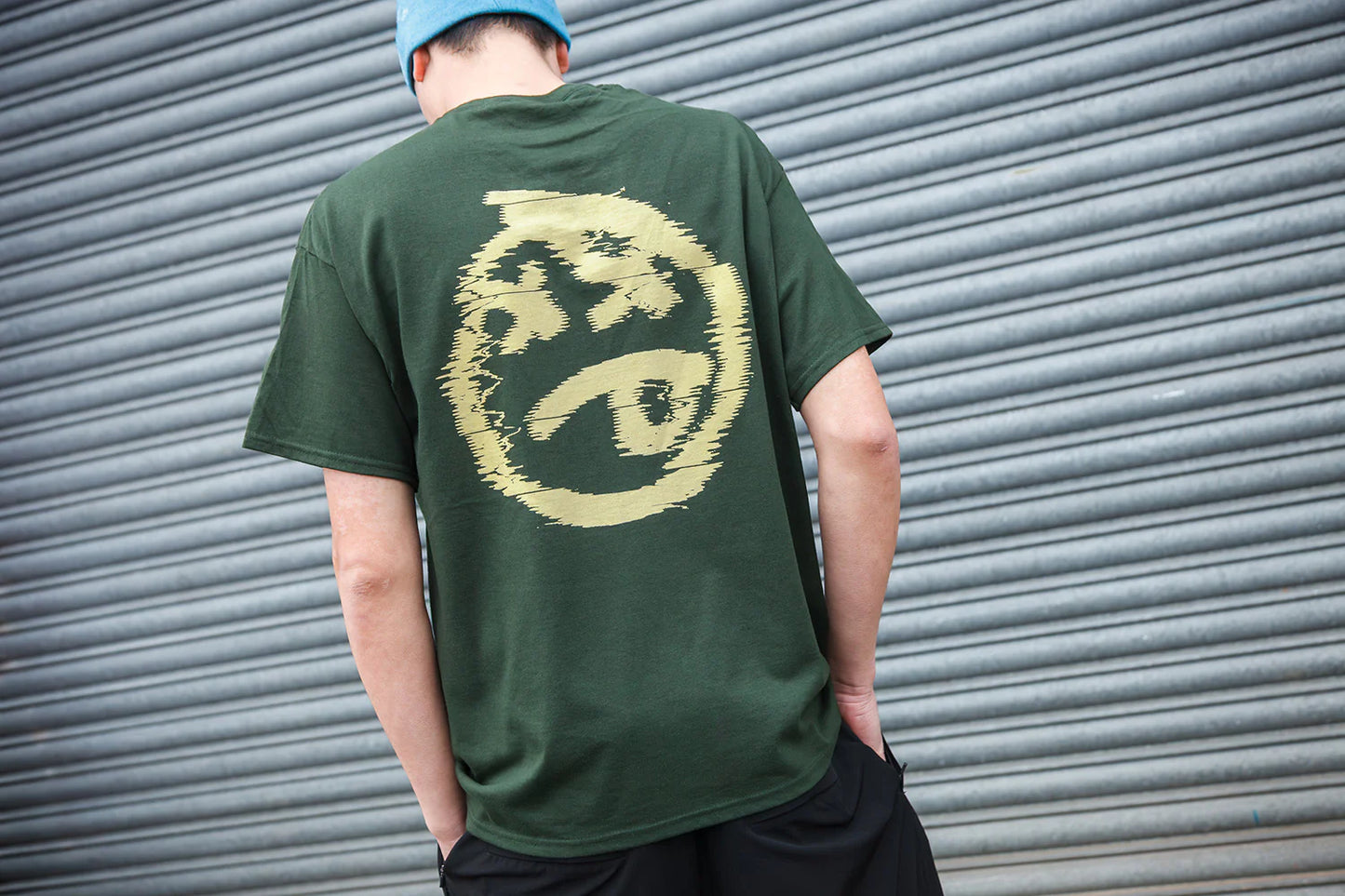PLAYERA BSD TUNED OUT
