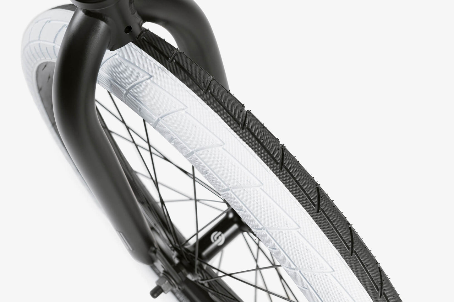 BICICLETA WETHEPEOPLE NOVA